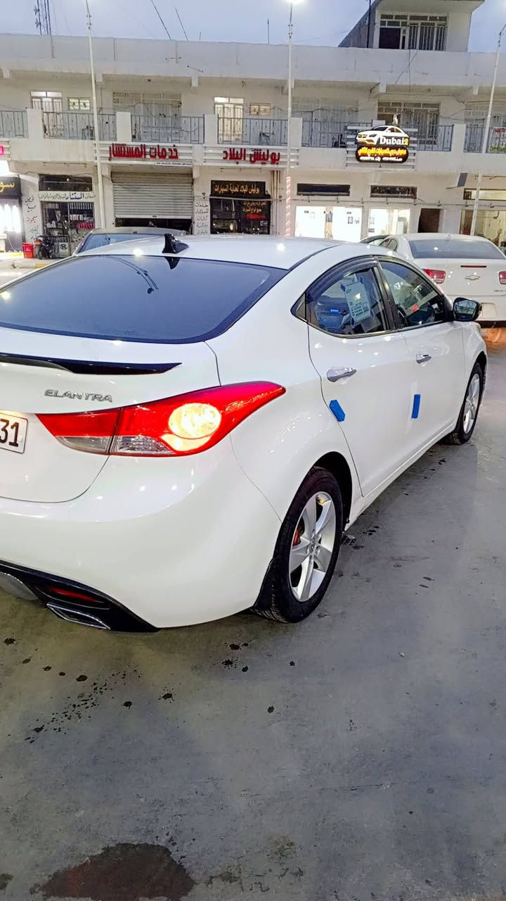 انتره2012
اربيل بسمي 
خليجي بيهة حلفت البنيد ابيع نص بنيد ولباقي مكفول
سياره صافيه لا رصعات لاخدوس لا بارد
شاشه بلديه كامره تحكم ستيرن تجاهين
6نمر مكينه1800
تخم تأير. البيع او الماوس حسب القناعه. غير متواج على الفيس واتساب موجود 
العلوان واسط صويره.الستفسار///***********/
///***********
