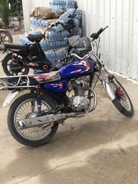 دراجة نارية • موديل 2017 • ديالى شهربان