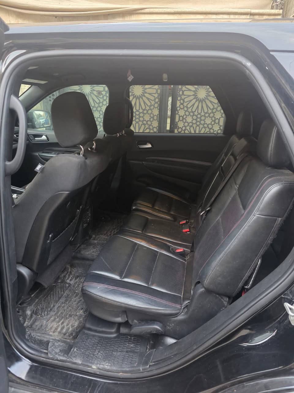 السلام عليكم مرخصت الادمن المحترم دوج دورنكو 24 هيمي اصل بوليس مصلح وكامل بدون رقم مبدل بيه جاملغ وبنيد والجاملغ اليسره صار بيه تعديل مبدل بيه شاصي يمنه مال كصه 
السعر 170 وبيه مجال للطيبين 
السياره
شاشه 
توقف ذاتي حساسات خلفي 
مري هيتر ورادار
كير الف 10 نمر
نظام ايكو
تبريد 4 قطع 
7 راكب 
بصمه 
نظام ABS
محرك 8v
حساسات خلفيه 
كامره 
السياره اتوقع ارخص دورنكو بلعراق بلعافيه علئ ياخذه 
***********
