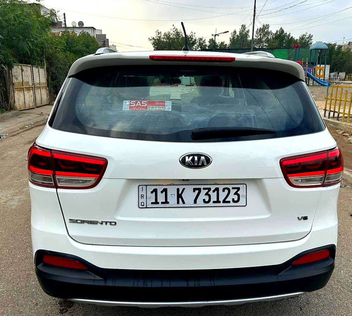 السلام عليكم سياره كيه سورنتو موديل 2016وارد خليجي كفاله عامه مواصفات فول واحد على واحد محرك 3600/6 محرك كير صدر تبريد تخم تاير مكفولة رقم بغداد بسمي تحويل مباشر سياره جاهزه حلوه كلش العنوان بغداد الامين شارع نواب سعر 217$بيه مجال بصيط النتصال ***********
