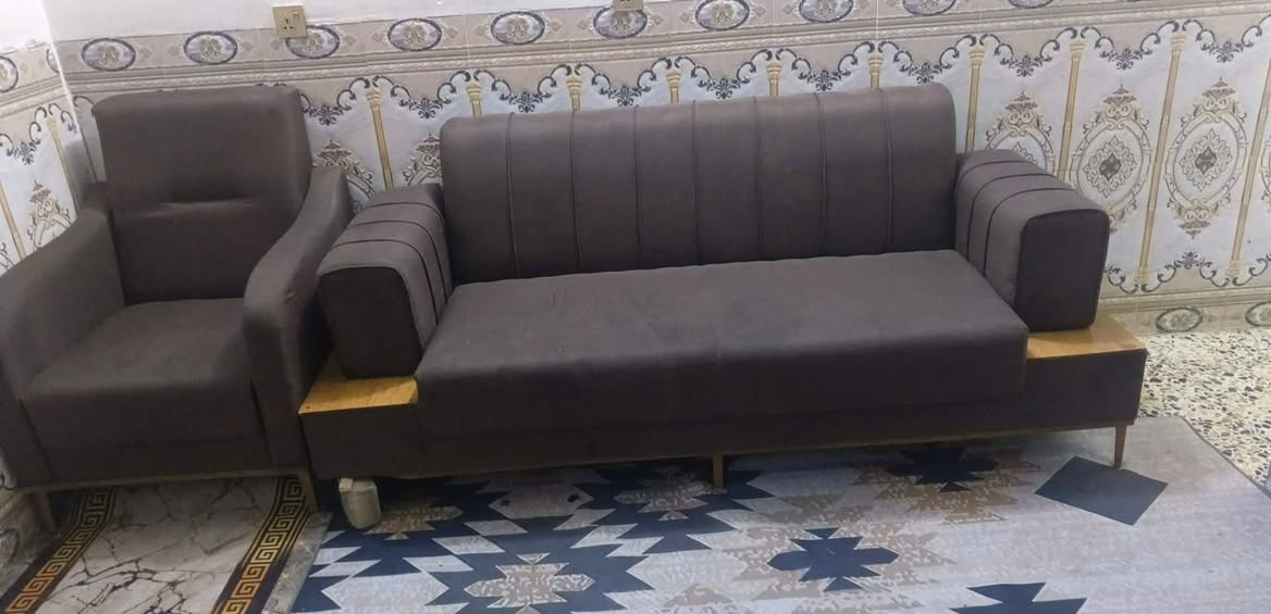 تخم ١٠ مقاعد نضيف كلش مابيهه اي ضرر فقط رجل وحده مكسوره السعر ٣٠٠ وبي مجال


**إذا كنت صاحب هذا الإعلان وتريد حذفه لأي سبب، رجاءا أرسل رسالة إلى الدعم الفني**