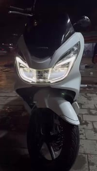 PCX جيل ثاني • مكينة 125 • ٢٠٠٠٠كم