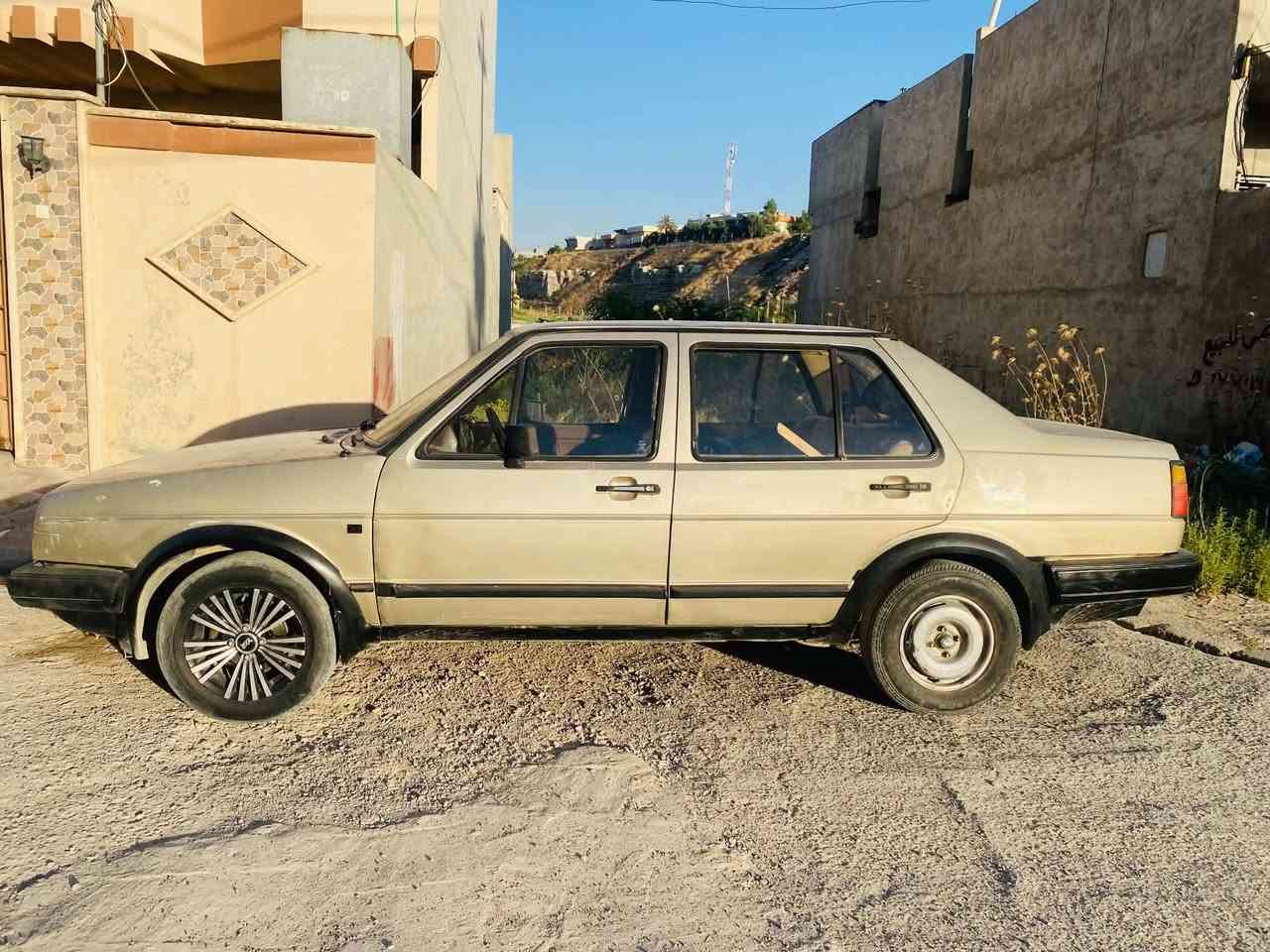 شجيتا موديل 87 سنويه 28 كاربون بيها شرط التحويل الكير توماتيك يرادلها تصليح محرك بي تبخير السعر 25 وبيها مجال قليل ***********
