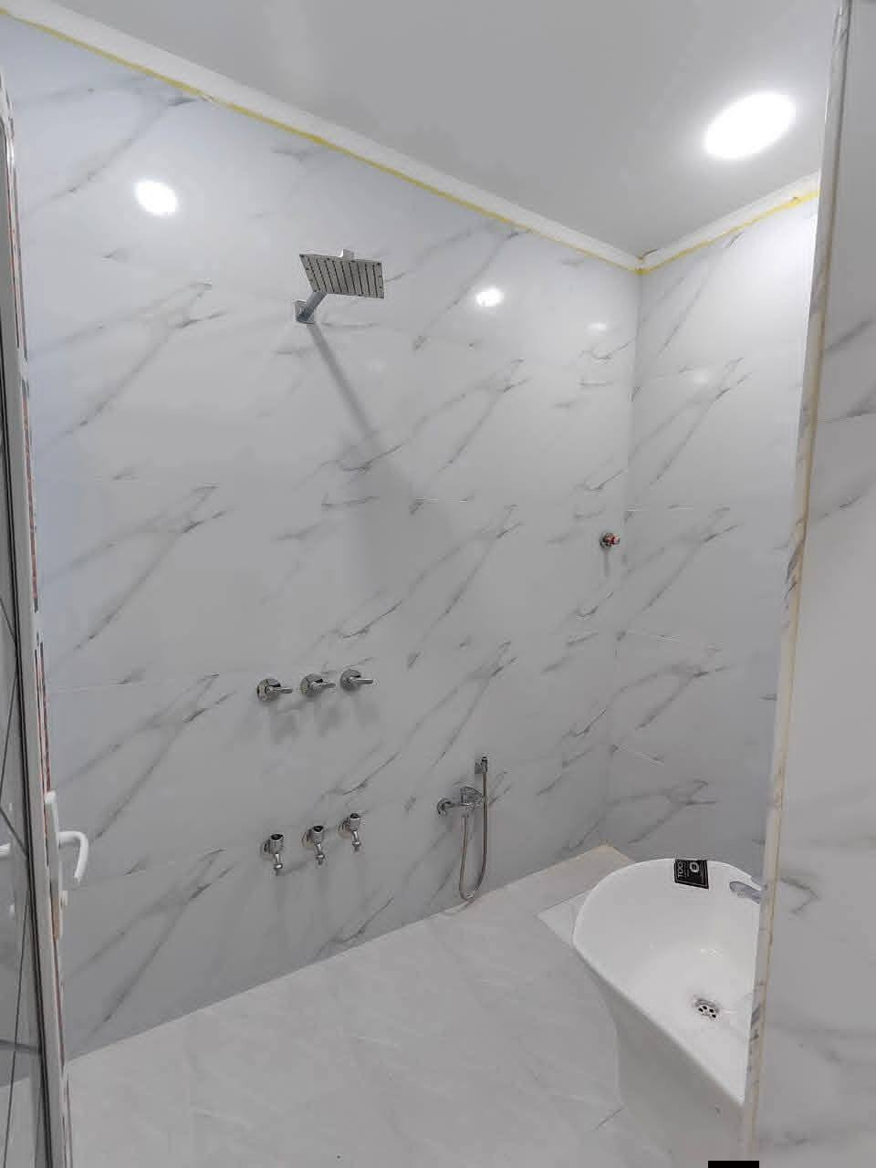 يعلن
مكتب المهندس للمقاولات العامة     الى اهالي الكريعات الكرام
تريد تبني بيتك؟ ترمم؟ تفلّش؟ أو تسوي خارطة هندسية؟
مكتب المهندس يوفرلك كل الخدمات الهندسية والبنائية بأسعار مناسبة ونظام نقد وأقساط 🔥
✅ بناء حديث ومتين
✅ إشراف وتنفيذ هندسي
✅ ترميم وتفليش
✅ عمل خرائط هندسية
💰 أسعار البناء (تسليم مفتاح):
🔹 سعر المتر نقدًا: 450 ألف
🔹 سعر المتر أقساط: 550 ألف
📌 القسط الشهري فقط 500 ألف
❌ بدون كفيل
❌ بدون فوائد
📞 للحجز والاستفسار:
***********
***********
📱 فيسبوك: مكتب المهندس للمقاولات العامة
🎵 تيك توك: eng_ail3

