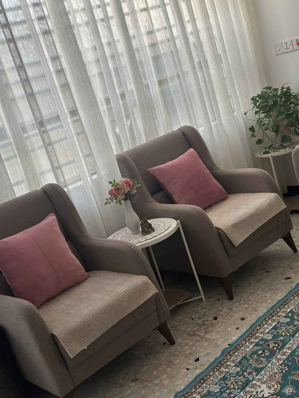 السلام عليكم.  عندي تخم شغل درجه اولى سبع مقاعد للبيع السعر مليون. ماخذته. بمليون و٢٠٠ الوصل موجود  الي مو شراي لايكسر بي


**إذا كنت صاحب هذا الإعلان وتريد حذفه لأي سبب، رجاءا أرسل رسالة إلى الدعم الفني**