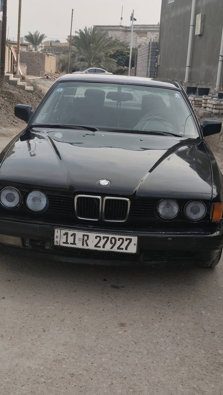 السلام عليكم
سياره للبيع بي ام
موديل 91 
مكينه ابلاد
رقم بسمي تحويل ثاني يوم 
مكان السياره بصره قضاء المدينة 
السعر 40
رقم ***********
باقي التفاصيل
