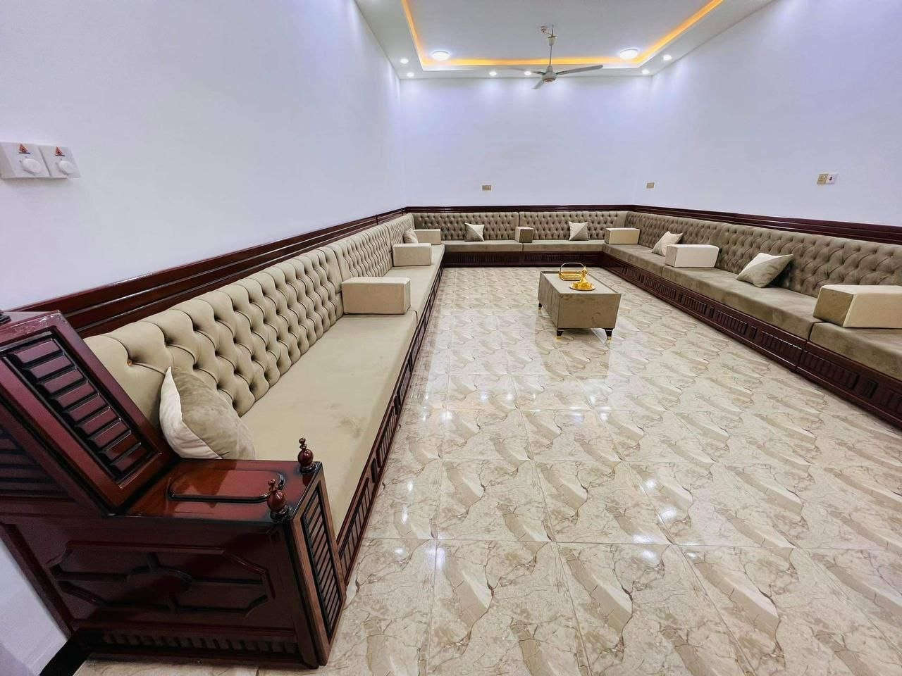 ✨ “وَقُلِ ٱعۡمَلُواْ فَسَيَرَى ٱللَّهُ عَمَلَكُمۡ وَرَسُولُهُۥ وَٱلۡمُؤۡمِنُونَ” ✨

⚜️ معرض الرشيد – عنوان الفخامة والتميّز ⚜️

🏡 تصاميم فريدة تفصيل حسب ذوقك ومساحتك
✔️ موديلات أنيقة تلائم جميع الأذواق.
✔️ تنفيذ دقيق يتناسب مع أبعاد منزلك وألوانه المفضلة.

🔹 احترافية ودقة في العمل
✔️ فريق متخصص يضمن لك تنفيذًا مثاليًا.
✔️ خدمة قياسات مجانية بأعلى درجات الدقة.

🌿 أفضل المواد الخام – جودة تدوم لسنوات
✔️ خشب الزان الروماني المجفف المعروف بمتانته الفائقة.
✔️ خشب السنديان الأمريكي لضمان الصلابة والقوة.
✔️ إسفنج مميز اول الأول لراحة لا مثيل لها.
✔️ أقمشة مستوردة مقاومة للماء وسهلة التنظيف.

🎨 خيارات تصميم حسب رغبتك
✔️ حرية اختيار لون الخشب والقماش بما يناسب ذوقك.
✔️ تشكيلات متنوعة تناسب جميع الأساليب والديكورات.

💎 الجودة والموثوقية في كل تفصيلة 💎
✔️ منتجاتنا مصنوعة بأعلى معايير الجودة لتدوم طويلًا.
✔️ ثقة عملائنا هي سر نجاحنا، وأعمالنا تتحدث عن نفسها.

📍 موقعنا:
📍 بغداد – المحموديه - ناحيه الرشيد 

📞 للتواصل والاستفسار:
📲 ***********

⚜️ معرض الرشيد– حيث تلتقي الجودة بالأناقة ⚜️
📩 اتصل الآن واجعل منزلك يعكس ذوقك الخاص!
🎊 حوّل بيتك إلى تحفة فنية بأيدي محترفين! 🎊
