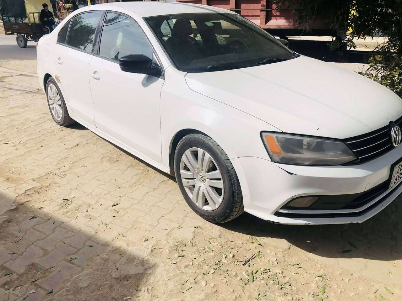 جيتا موديل 2016 مكفوله من الصبغ والتبديل محرك 1800 تيربو  بسمي
***********
