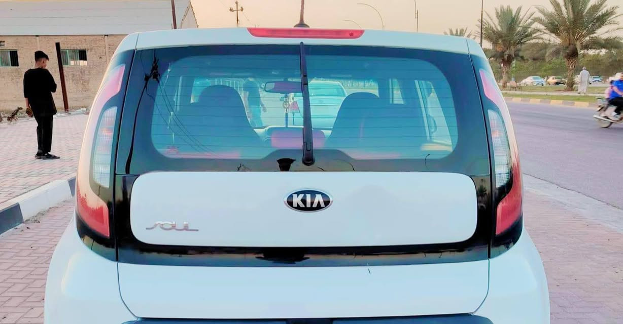 ادوات كصه جنطه سياره فول ماعده البصمه مكان السياره بصره متومه كركوك طبقه الاصل سياره ٥٠ وبيهه مجال قليل سنويه ورقم طبقه الاصل رقم راعي السياره***********
