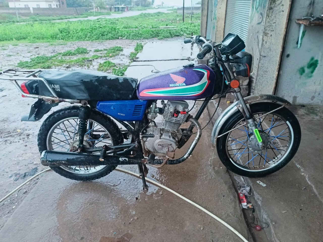 السلام عليكم ماطور تايكر موديل 17 ماكور امرتب كلشي شغال محرك دمعة شرط اشاير كهربائيات شغالات سعر 225 بي مجال بسيط  حك الجية


**إذا كنت صاحب هذا الإعلان وتريد حذفه لأي سبب، رجاءا أرسل رسالة إلى الدعم الفني**