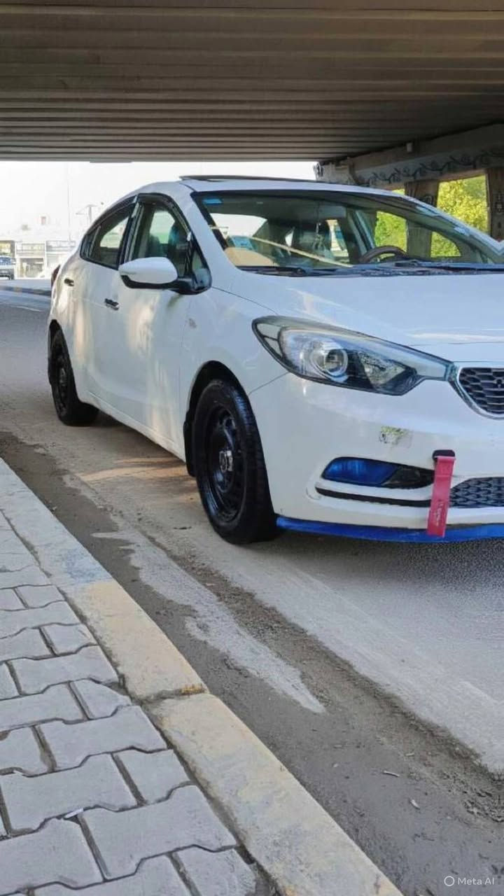 السلام عليكم
سيراتو 2014 خليجي
فول عدا البصمة مكفولة والسونار بالصور رقم ديالى دولي مكينة 1600 مكفولة هية والكير
  مكاني ديالى بعقوبة تقاطع القدس ماشية 114 كيلومتر
 السعر ١٢٣
للاتصال     ***********
                ***********
