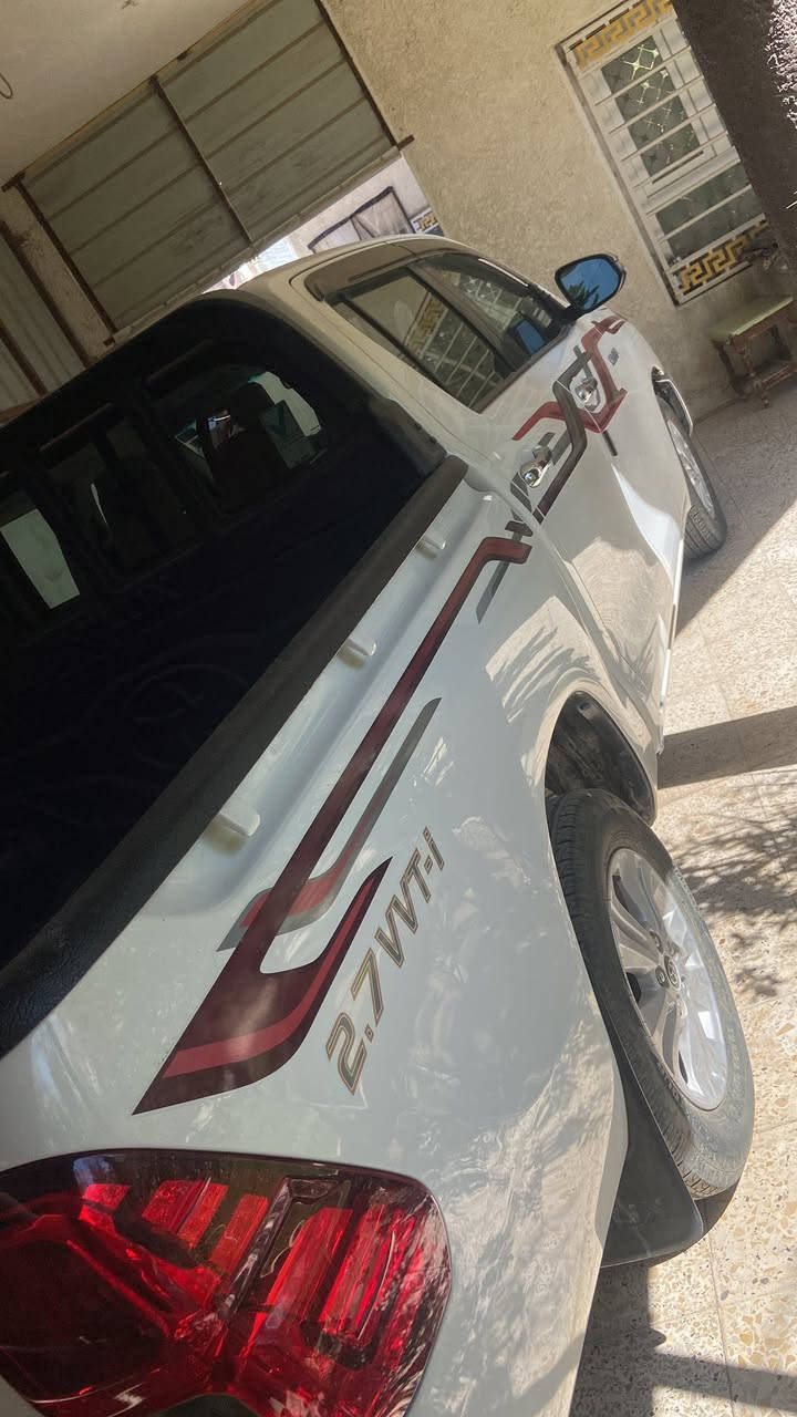 السلام عليكم 
بيكم تيوتا هايلوكس للبيع موديل ٢٠٢١ رقم بغداد دولي  مكان ديالى بعقوبه سياره جديده جديده ماشيه ٥٢ موصفات معروفه بصمه تبريد قطعتين والكشنات وباقي الموصفات للسياره تغليف اولى مع الكشنات  السعر ٢٦٥ استفسار ***********
