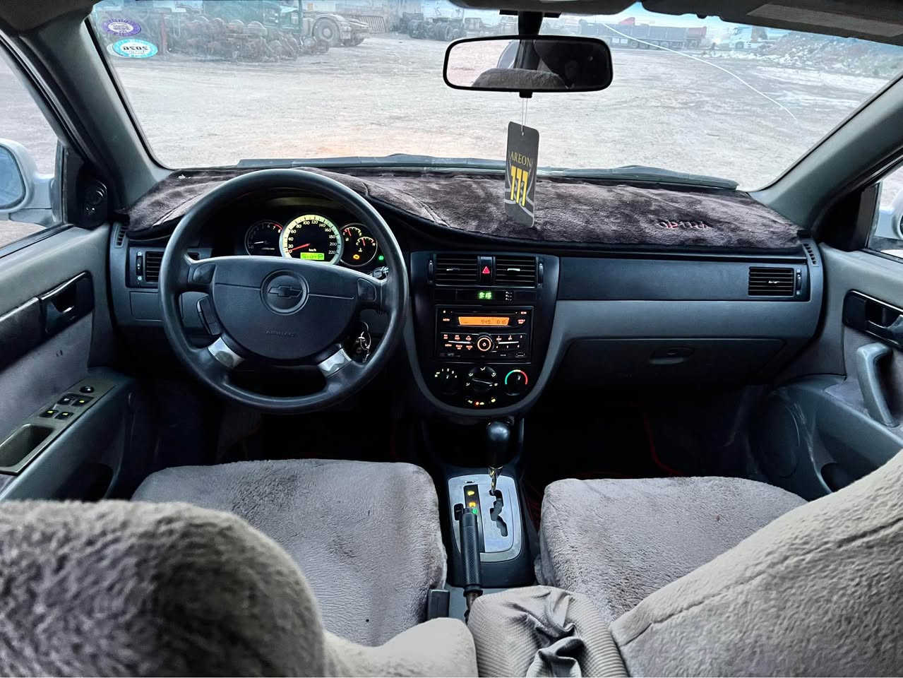 شوفليت ئوبترا 2008توماتيك. شته كي نمونه سعر 65وه ره قه غرامه كي باشي له سه ره دواي معامله ي ده گيريه وه سعرده كات 55وه ره قه ي سافى*********** الحمدانية, نينوى
