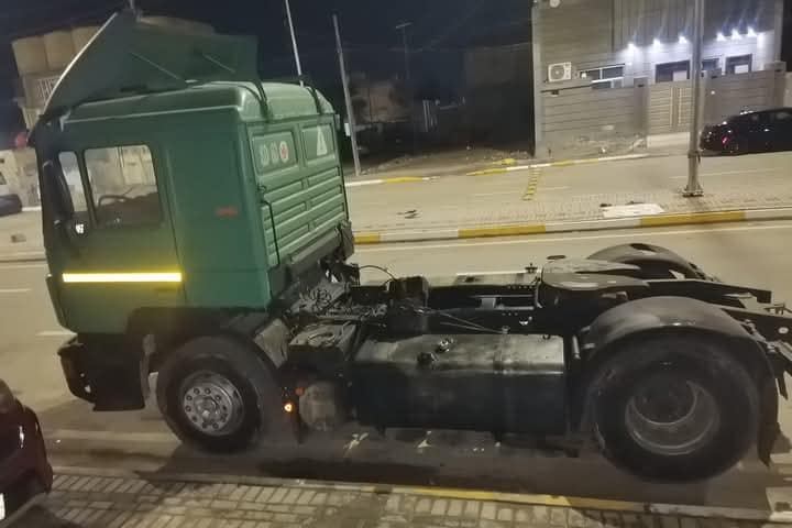 مان صقر موديل 96سياره حلو وبلاديه قماره وشاصي مبيه صبغ فقط مكينته بيه بخار العنوان وسط نعمانيه 
السعر 45ورقه وبيه مجال 
الشراي يتصل 
***********
***********
