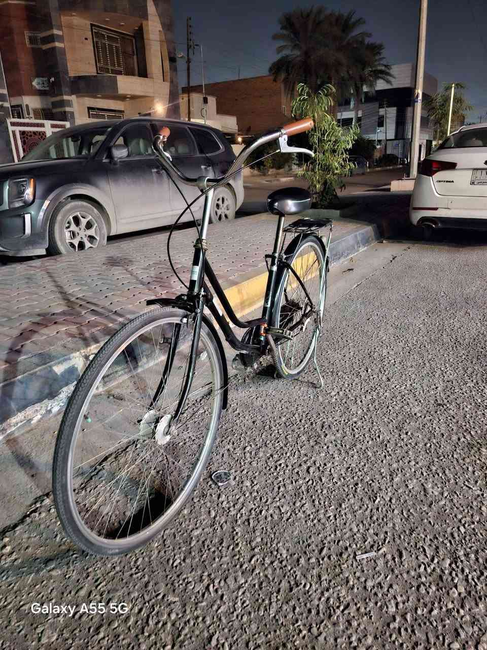 للبيع العدد ٢ سعر الواحد ١٠٠ الف ياباني الاصلي ***********
