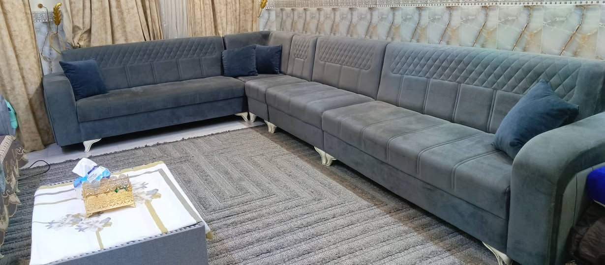 تخم ديوان تركي 10مقاعد بعده اخو جديد نضيف وكامل. السعر 275 الف
العنوان الرمادي..  منطقه الجمعيه قرب جامع هميم.. 
رقم هاتف..  *********** .. وتساب👉 ..
