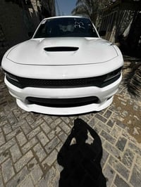 جارجر GT 2023   لون ابيض   مواصفات ال GT معروفه   السياره تقرير غرق شغ...