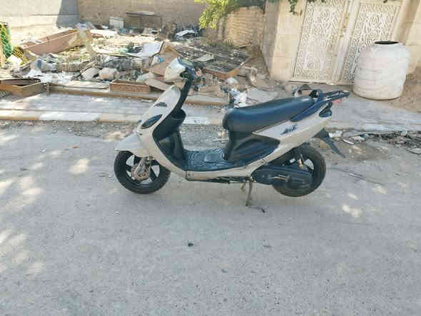 دراجه اكزز ياباني للبيع نضيفه كلش مكينه ناعم شلعه قويه سرعه 100 كهربائيات كله شغاله نكره سلف دراجه تأيرات جدد مال جني سعره 325 اليريده يتصل ***********
