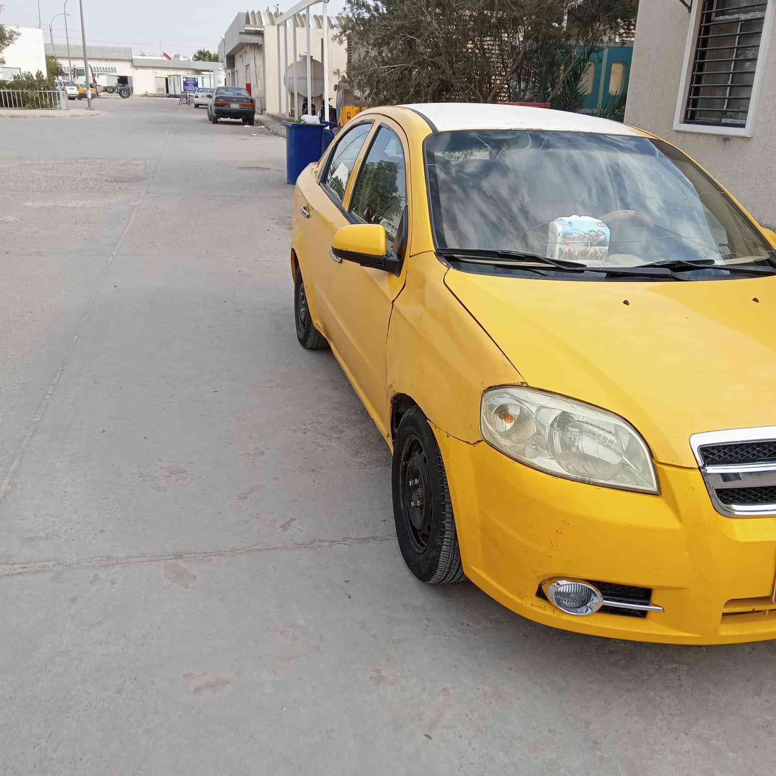 سياره للبيع ابيو موديل 2011  النضافه 100/100 السياره رقمها ميسان اجرئ  المكان حي الوحده  التواصل معى راعي السياره ***********
