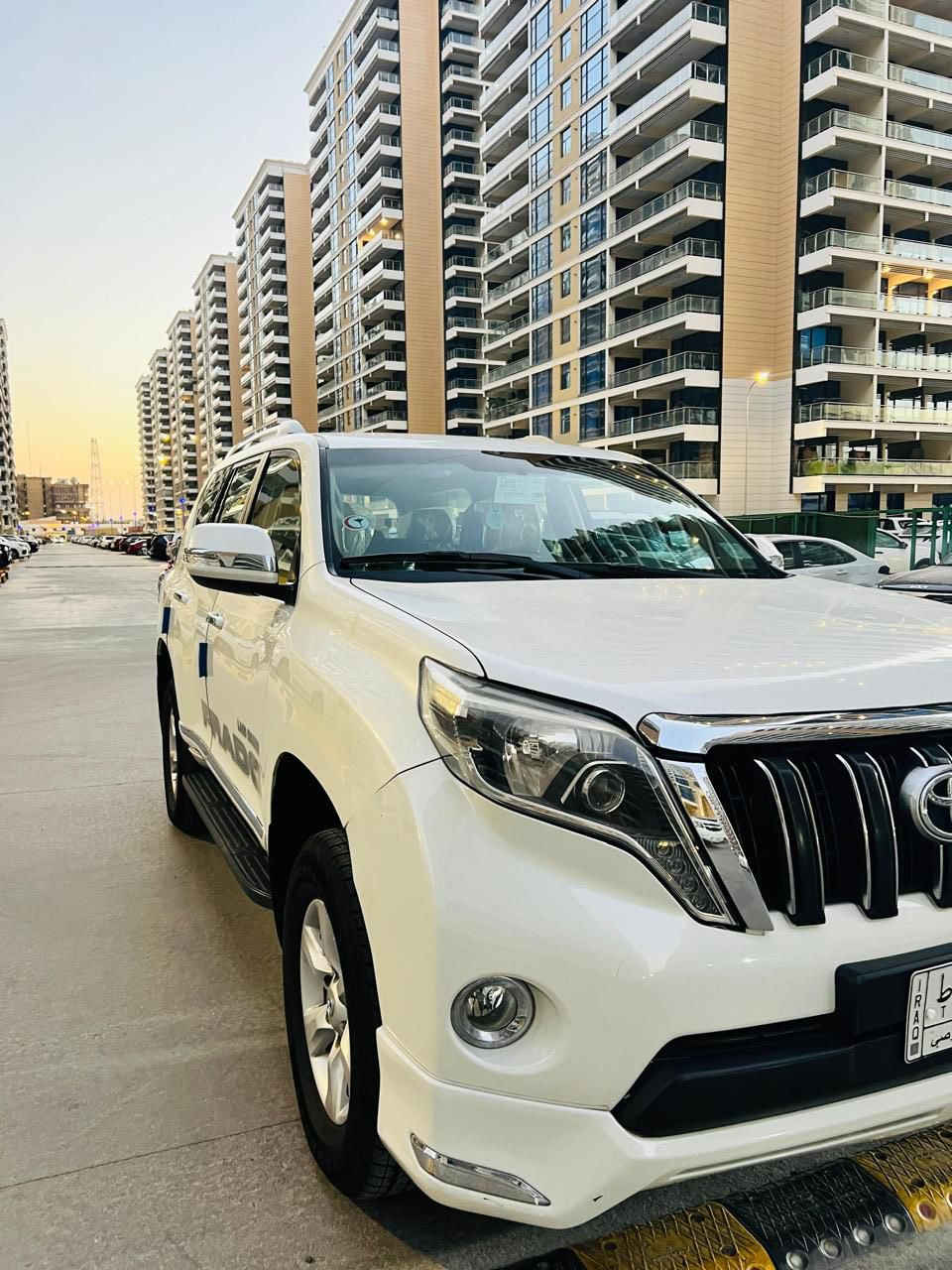 برادو 2012 محدثه 2017
لا تحتاج لاي مصاريف 
صبغ صفحه السائق خارجي السعر 21000 دولار
بيه مجال بسيط

***********
