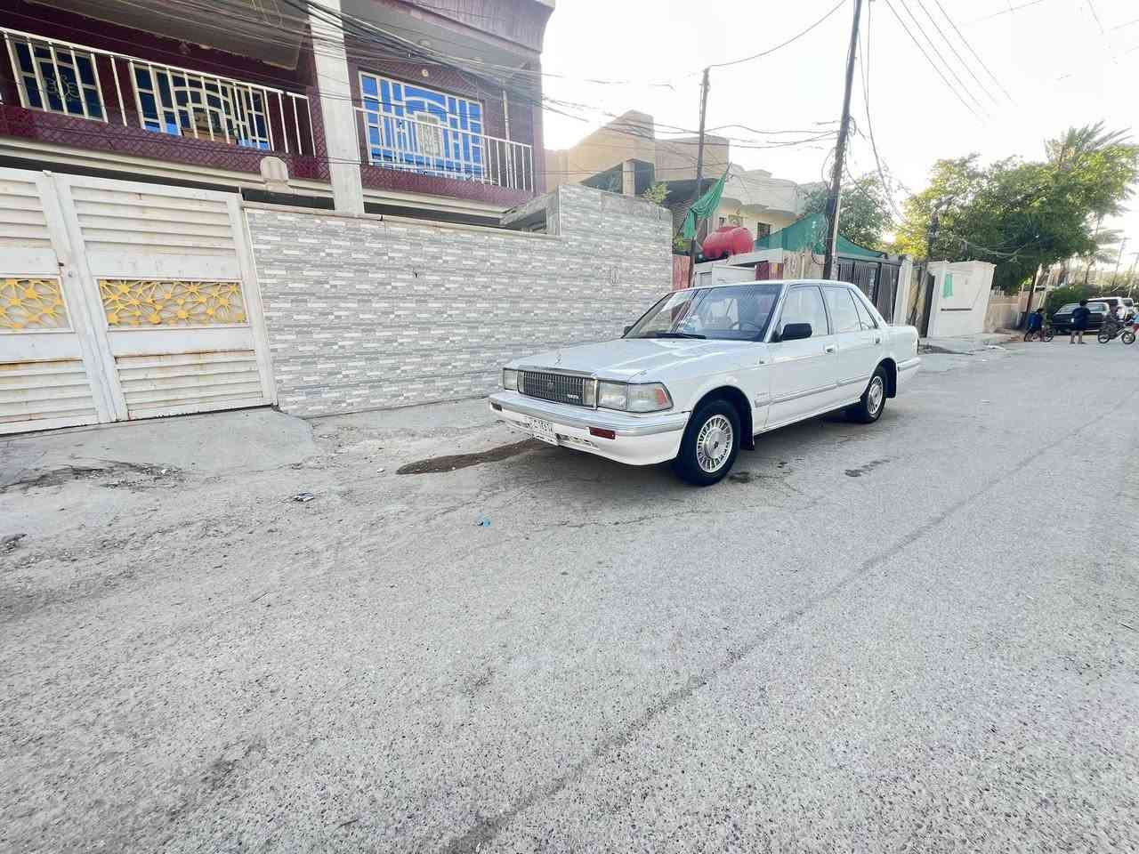 سلام عليكم اسيدان موديل 1988سياره يسره بلاد كير ومكينه ابطه سياره مكفوله من ضربه وتبديل ماعده صبغ مكانت سياره تبريد دفمه شغل تبريد ٢قعتين ثلاجه خلفيه شغله ودخله جديد تخم تاير جديد صدر مامي وخلفي جديد مكينه وكير مكفولته رقم بغداد تحويل مباشره سياره جهزه من كله نقص وين مايعجبك طلع تريد بيه تريك البصره سياره مال جناي وجهزه السعره ٦٠ مكانيّ بغداد بلديات وهذ رقمي ***********
