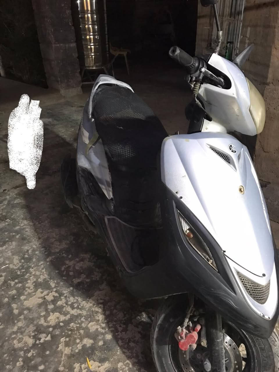 سلام عليكم موطور سايم نضيف ونشط ماشاءالله عليه شغال مابي كلشي شغال نگره سلف هندر شغال بسعر مناسم الشراي يتصل ***********مكاني حديثه الخفاجيه
