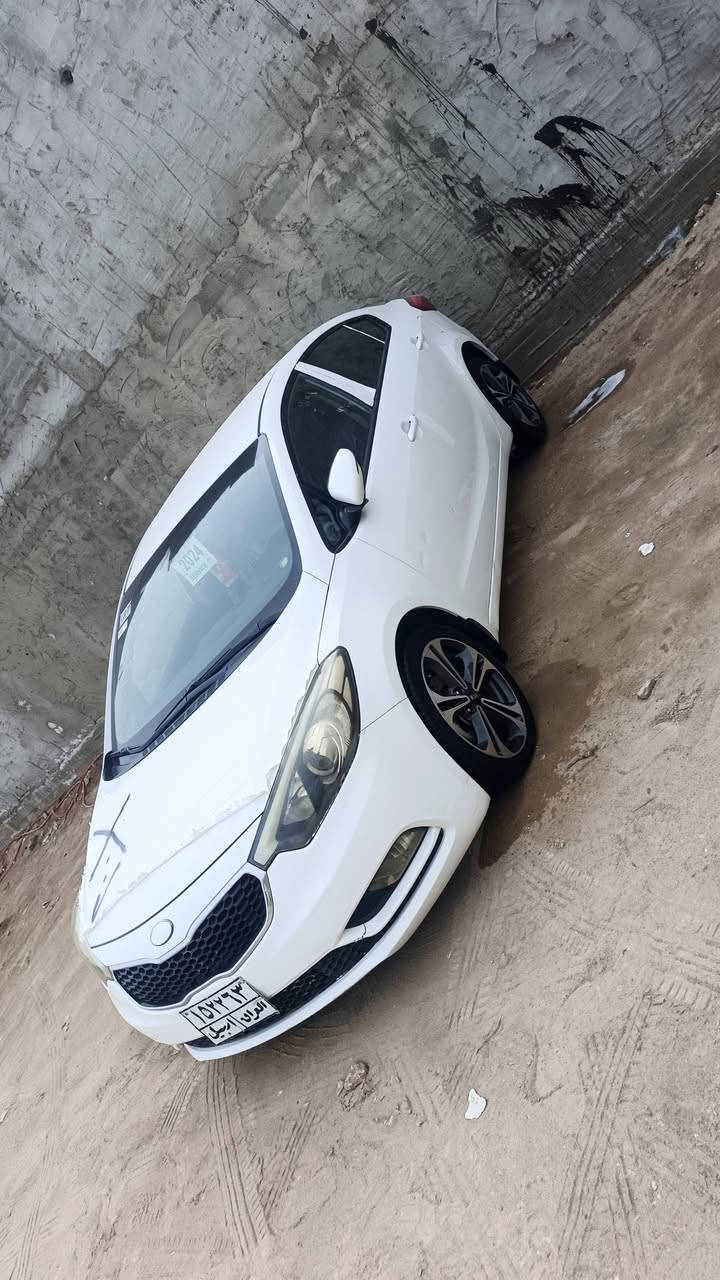 سلام عليكم كيا سيراتو 2013 سياره كفاله عامه عدا البارد فقط بدون صبغ بدون تبديل سياره كير مكينه حداديه خير من الله محرك 1600رقم أربيل وكاله أو تحويل موصفات نص فول معروفه موصفتها السعر ب 104 وبيها مجال الاستفسار أكثر عل رقم *********** مكاني نجف
