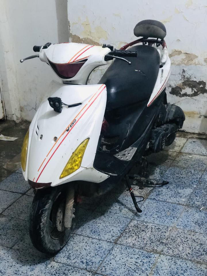 السلام عليكم دراجة ادرس حديث للبيع
دراجة كلشي مبدل جديد بيه تجفيت كامل +سنجيل ضاغطة سنجيل مساطر جدد قبق هندر كامل جديد + سلف +تايرات جدد سنجيل اويل بم جديد بلك جديد عقل جديد تاينمو جديد والعباس كلهن مبدلهن جدد عمرتها ع ايدي بس السنتر اختلف صار يومين طافية تجي تضبط السنتر اشغلة واتروح ابيع كوم حديد قفل قفل قفل ١٢٥ التفيدة بالخدمة مكاني واسط الحي ***********
