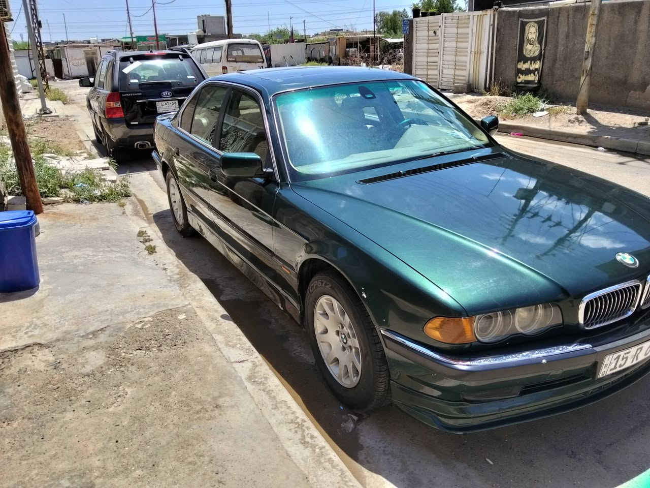 سلام عليكم عندي بيم 735 اصل موديل 2000 اصل يعني لا محدث ولا شي السياره يحتاجلها ترتيبات بصيطه مكينه كير خير من الله تخم تاير تخم ويل كله جديد صدر امامي وخلفي جديد هزه جديده السياره بسمي تحويل شوكت ميعجبك مكاني بغداد ***********
