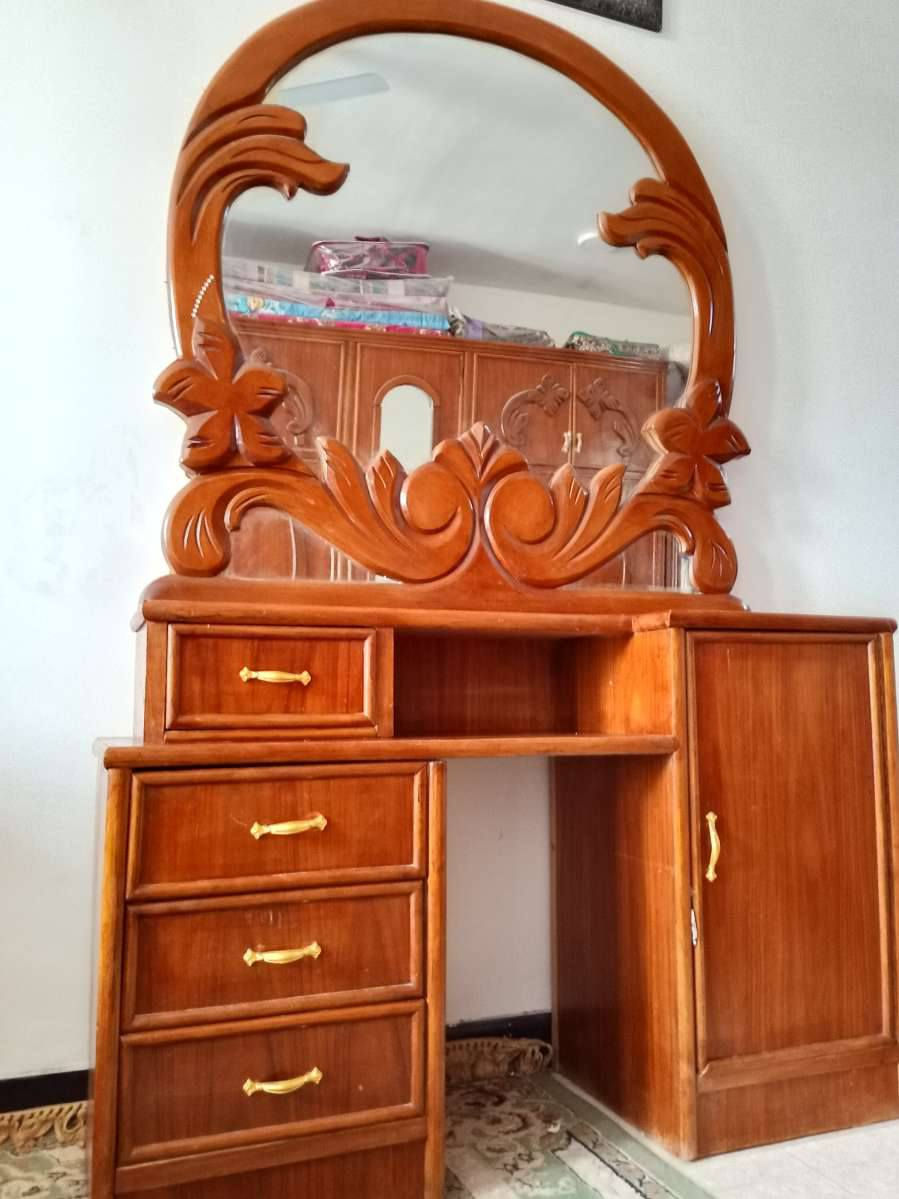 سلام عليكم للبيع غرفه صاج تزكام عراقي ثقيلة
عنوان/مجمع خطين سكني/السعر 950وبي مجال
(***********) 

مرخصتك ادمن
