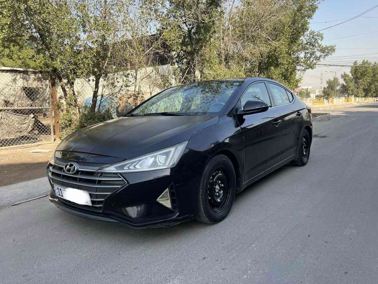 السلام عليكم النترا موديل ٢٠١٩وارد أمريكي السياره فول مواصفات ماعدا الفتحه مكينه وكير حداديه مكفولات ماشيه٩٤الف السياره جديد وجاهزا مكينه ٢٠٠٠دوش   العنوان بغداد الامين الثانيه شارع نواب السعر ١١٨ وبيه مجال شي بسيط الهاتف ***********
