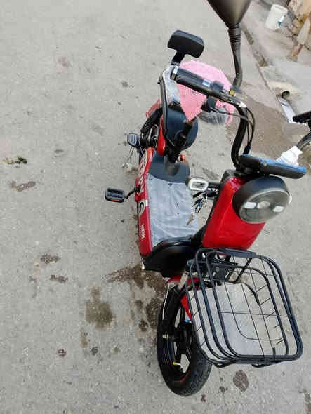 سلام عليكم دراجه شحن للبيع دراجه فول مواصفات تجي بصمتين وسويج و اربع سرع موديل 2024 ما متعوبه الاستفسار الإتصال *********** واسط الصويره
