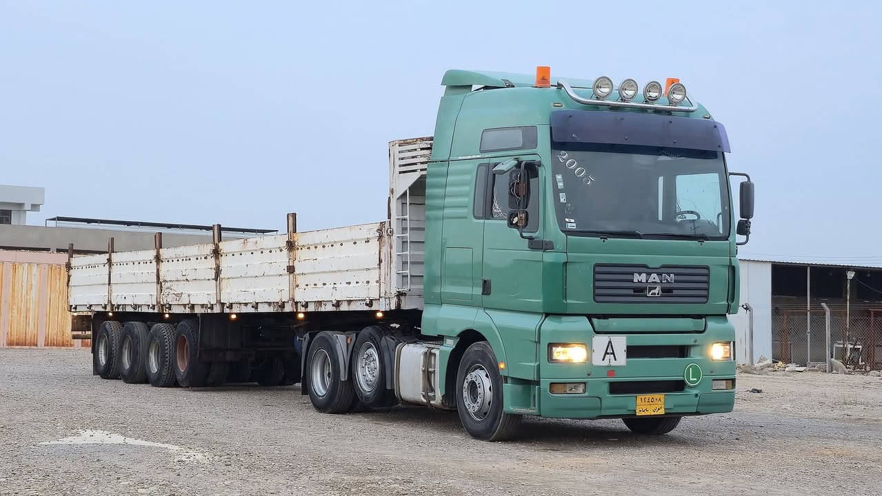 للبيع تريله مان موديل2005/السعر153$
محرك460بم ونوزل/كيراوتماتيك/سنكل امامي/رقم سليمانيه شرط التحويل/مكينه كير اكسل كفاله/قماره مكفوله من الصبغ 
عربانه حداديه 4محاور جوانب متحركه..مرسمه علسياره بسنويه
تخم تاير.راس وعرباه/سياره جاهزه علشغل.ماتصرف عليهه الف..
تبريد+ثلاجه/شاصي مكفول راس وعربانه/***********د
***********ديالى كنعان معرض الزهيري.
