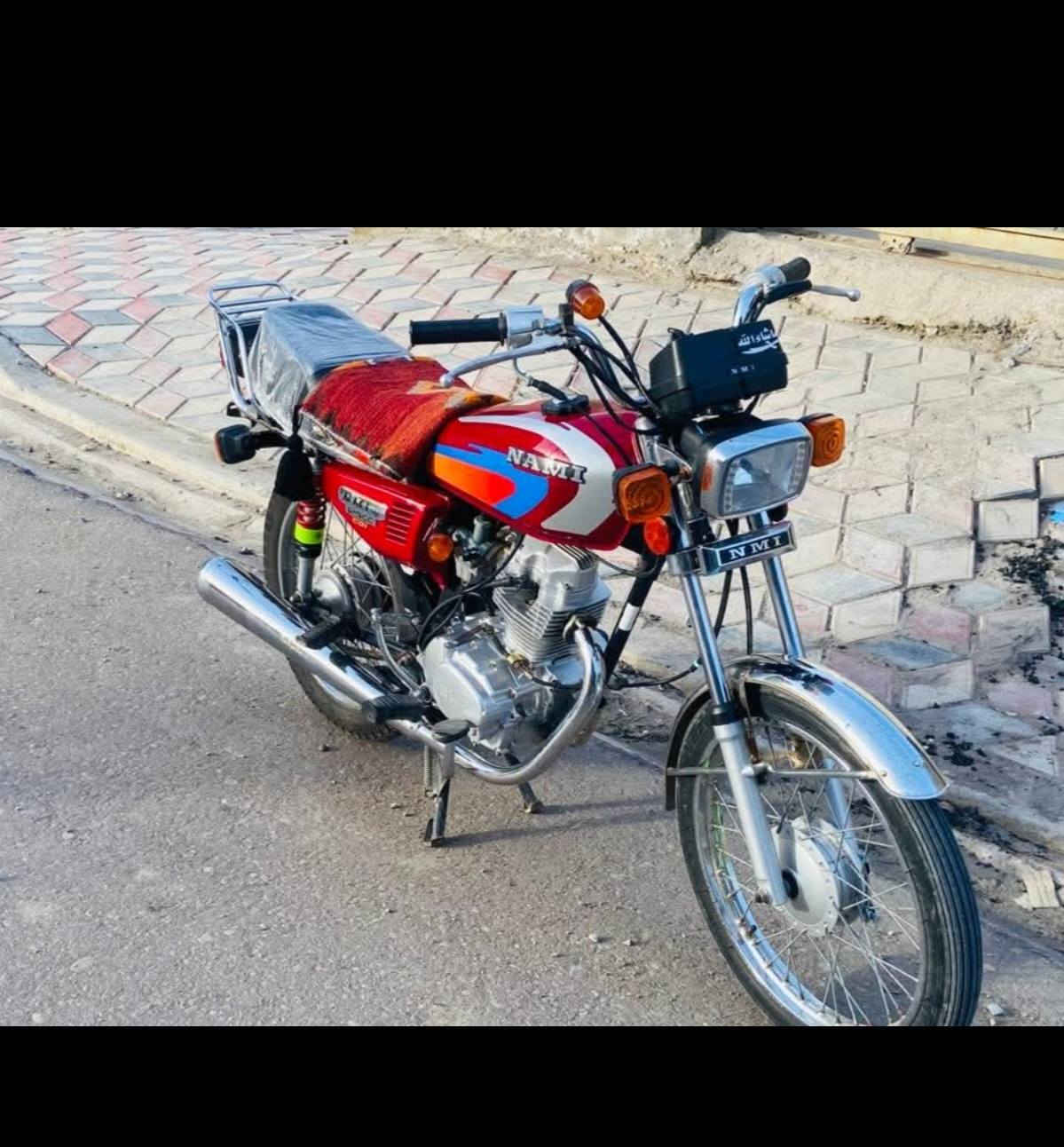 دراجه نامه للبيع أوراق موديل ٢٢ السعر ٨٠٠ وبيه مجال ((مكلف بل نشر))) الرقم ***********
