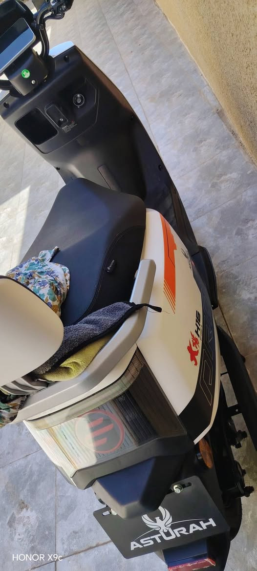 سلام عليكم عندي هاي الدراجه للبيع استخدام شهر تقريبا بعدها جديده كلش ٦ بطاريات تجي سرعتها توصل ٨٥
 ***********... السعر المطلوب ١٢٠٠
