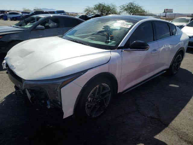 السلام عليكم عندي كي فور واصل بصره يوم 30/12 /2025فول مواصفات داخل احمر ترهم كتاب شهداء السعر 145 بدون تصليح ***********
