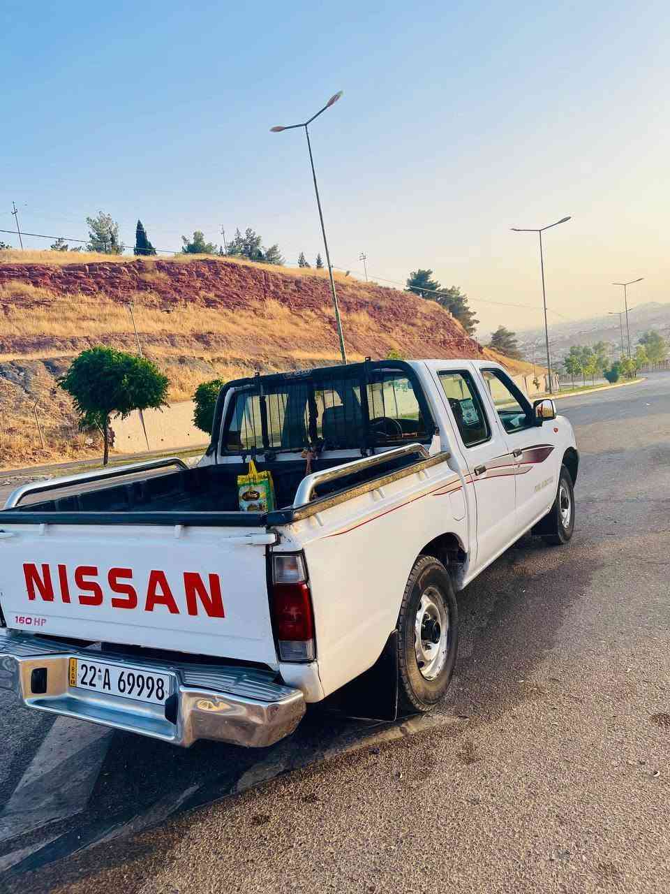 پیکاب نیسان 2009یابانی سەنەوی تاکۆتایی 2031نوێیە  چوارجاو کارەبا گێڕو مەکینەو تەبریت وبەناوکردن بەشەرت ، دوو سێ پەڵە سبوخی هەیە سۆنەریم داناوە  نرخی 135و مەعمەلە ***********
