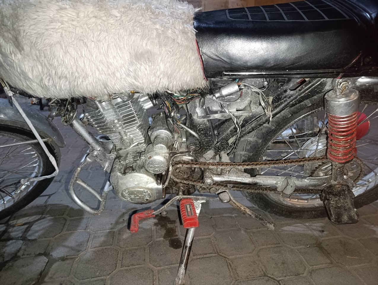 متور نضيف للبيع طارات 18سياخ عادي ماكينا مافيا لا رشح زيت ولا تنفيسة رصاص مطلوب من الاخير مليونين وميتين
رقمي 0945172791


**إذا كنت صاحب هذا الإعلان وتريد حذفه لأي سبب، رجاءا أرسل رسالة إلى الدعم الفني**