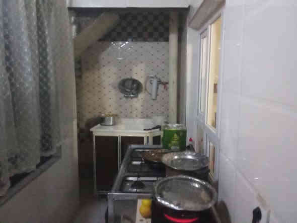 إعلان 
دار طابو صرف محجوز عالمصرف العقاري 
المساحة 200 متر طابقين 
ثلاث مشتملات 
العنوان الاسرى المفقودين 
قريب من دور السكك 
السعر الكلي 160 
مقدمة 80
مطلوب 80 
قسط شهري 416 
للاستفسار اكثر يرجى الاتصال على الرقم التالي 
***********
