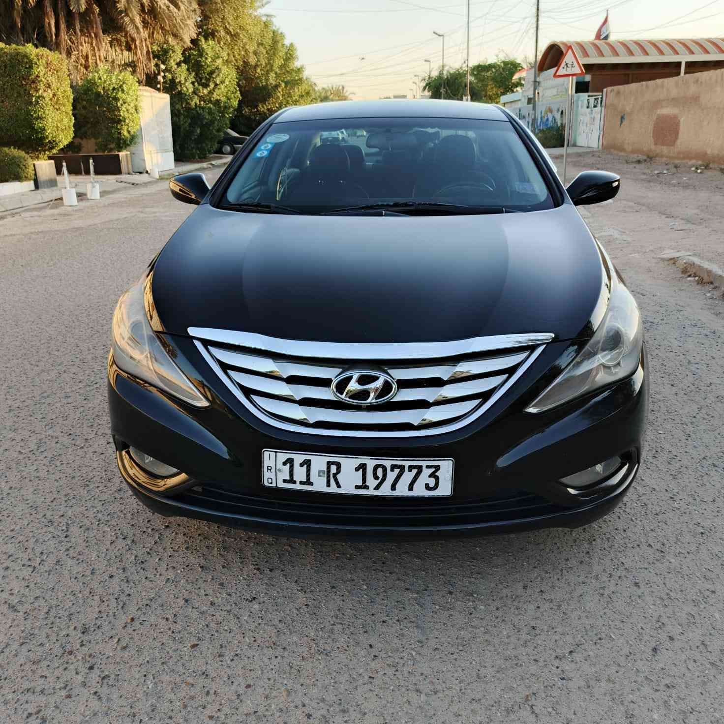 السلام عليكم للبيع
هونداي سوناتا ٢٠١٢ وارد امريكي حادث كلين بدون حادث 
مكفوله سياره بدون صبغ وبارد ولا تبديل ولا ضربه مكفول 
محرك ٢٤٠٠ 
بصمه 
شفتات سرعه ستيرن جلد 
ماشيه ٨٠ الف 
مكاني بغداد رقم بغداد سياره جديده جدا ونضيفه ومكفوله
***********
