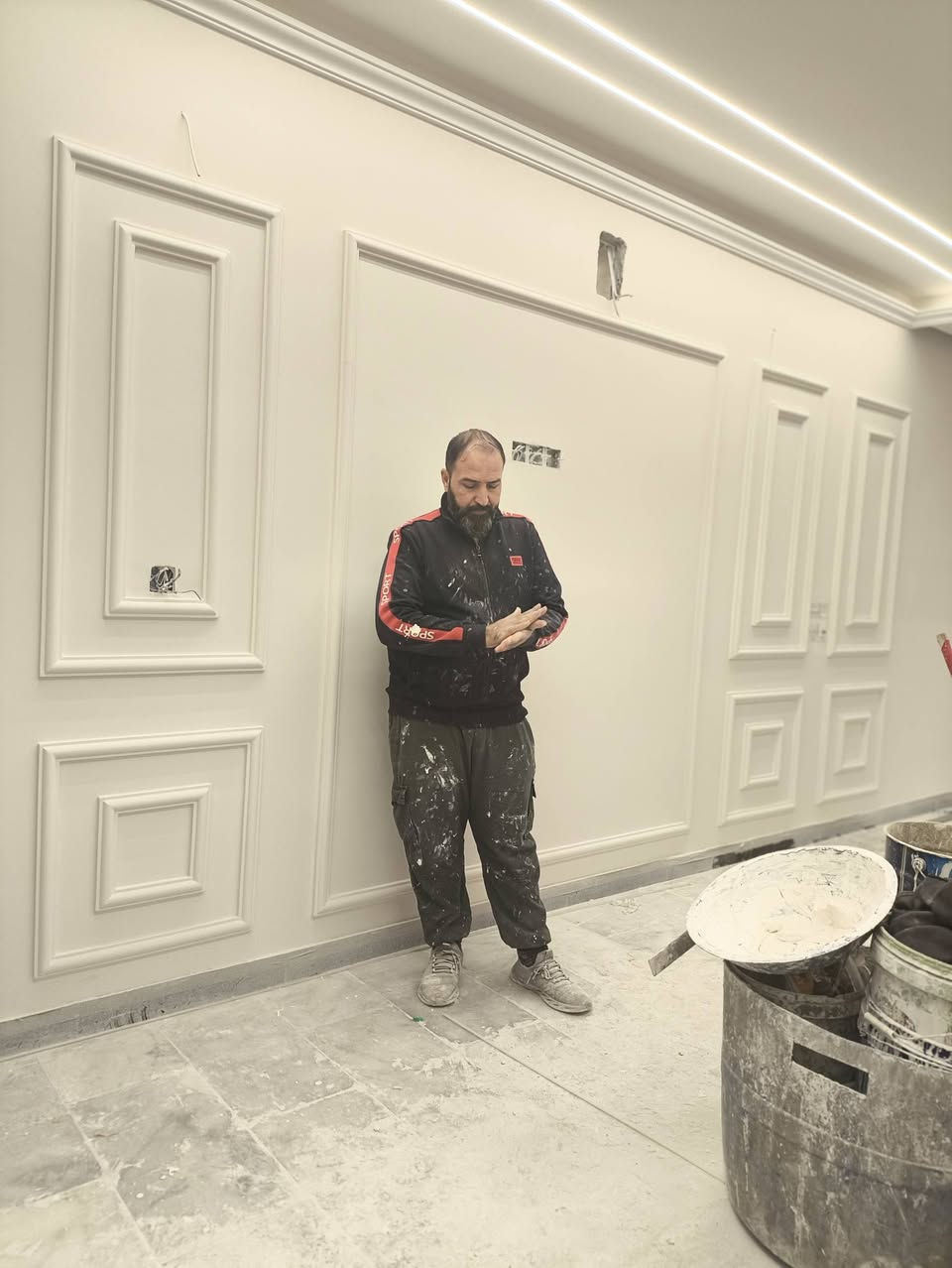 ياالله سلام عليكم تم اكمال عمل البيت الاخ مرتضى الدليمي وكان عمل حسب طلب الزبون اصباغ من شركة جوتن النرويجيه قابل لغسل ولمسح اخوكم حيدر ابو رقية الاصباغ والديكورات المنزليه وجميع انواع التصاميم.    ***********
