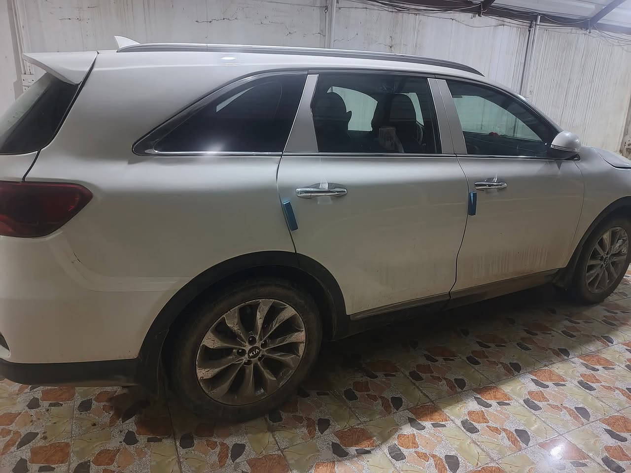 السلام عليكم كيا سورنتو ٢٠٢٠ خليجي ٦سلندر فول مواصفات عدا البنراما سبعه راكب ٣قطع تبريد ماشية ١١٤ وقابل للزيادة رقم قادسية انكليزي مميز ما عايزا شي على وضع الشركة بيها كم قطعة صبغ ابيع عامم
السعر ١٧٠ ورقة 
للاستفسار *********** ديوانيه الحمزه الشرقي
