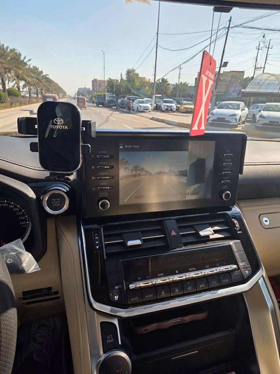 تويوتا لانكروز لمتدد فول سياره 1/1 بيه بعد هواي موصفات 5كامرات مطفايه بل صدر 

رقم بغداد بسمي  مغلفة ppf

 🔸موديل 2024

🔸 محرك 4000 تنفس طبيعي

 🔸ماشية 2000 زيرو

🔸كشنات الامامية كهرباء + تبريد 

🔸كشنات صف الثالث كهرباء 

🔸بصمة + تشغيل عن بعد 

🔸فتحة سقف 

🔸ثلاجة 

🔸3 شاشات 

🔸صندوق كهرباء

🔸8 ايرباك 

🔸اضوية led + كشافات 

🔸شاحن لا سلكي 

🔸فول تحكم ستيرن 

🔸تدفئة تبريد قطعتين 

🔸حساس امامي و خلفي

سيارة كفالة عامة عامه 

مكان السيارة بغداد اشعب 

السعر745 يعني سبعه شدات 45 ورقات 
بيه مجال 
تصال /***********
