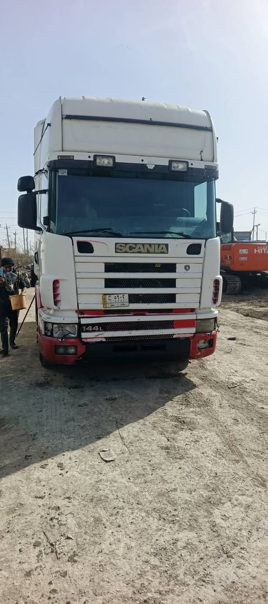 سكاني مديل ٢٠٠٠ رقم بغداد  مرسمه صهريج مكينه ١٤٤ /٨بم ونوزل مكينه  وكير وشاصي مكفول كفل عام تخم تاير سعر ١٥٥ وبيها مجال استفسار ***********
