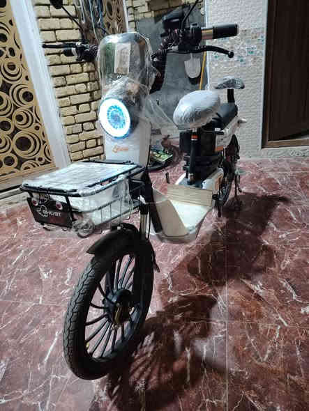 بايسكل شحن
موديل 2024
لون ابيض تشغيل عن بعد حساسات مري جانبيات اشاير 4بطاريات شاشه ومثبت سرعه وديجي
السعر 470وبي مجال بيع سريع.   المكان الشطره 
التواصل عله هاذه الرقم
***********
