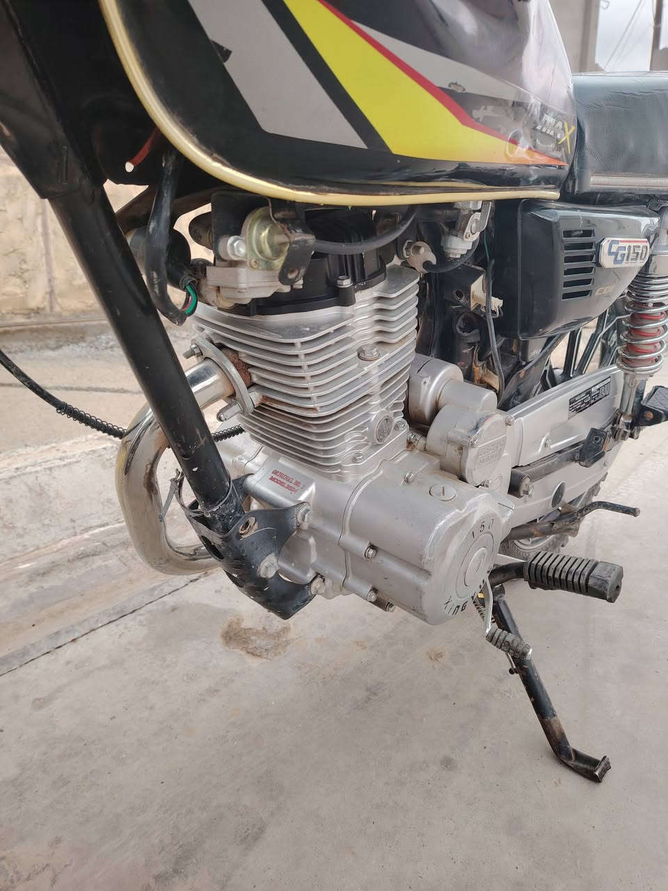 السلام عليكم ورحمة الله وبركاتة ماطور سونلينك 2023محدث 24من الشركة كلشي 24بس الشاصي 23 محرك مفتوح بس شرط من كلشي كهربائيات شغالة سلف شغال بس الباتري ضعيف السعر 450وحي الله الشراي مكاني داخل الحويجة ***********
