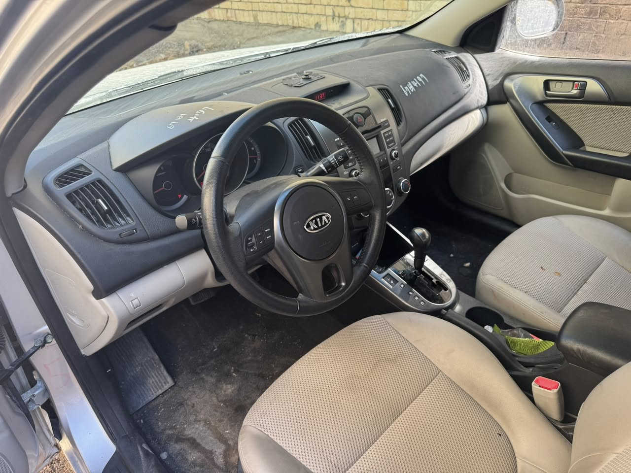 كيا سيراتو ٢٠١١ ادوات
محرك ١٦٠٠ دوش كص جنطة 
سيارة جديدة جاهزة متوم 
طبق الأصل مكان بغداد 
سعر ٤٤ متواجد فيس 
***********
