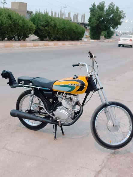 دراجه للبيع نضيفه عمره 7 اشهر 😅 شاصي 24 شيال ربع كلك كلك سعر 500/ مكان البدير ***********
