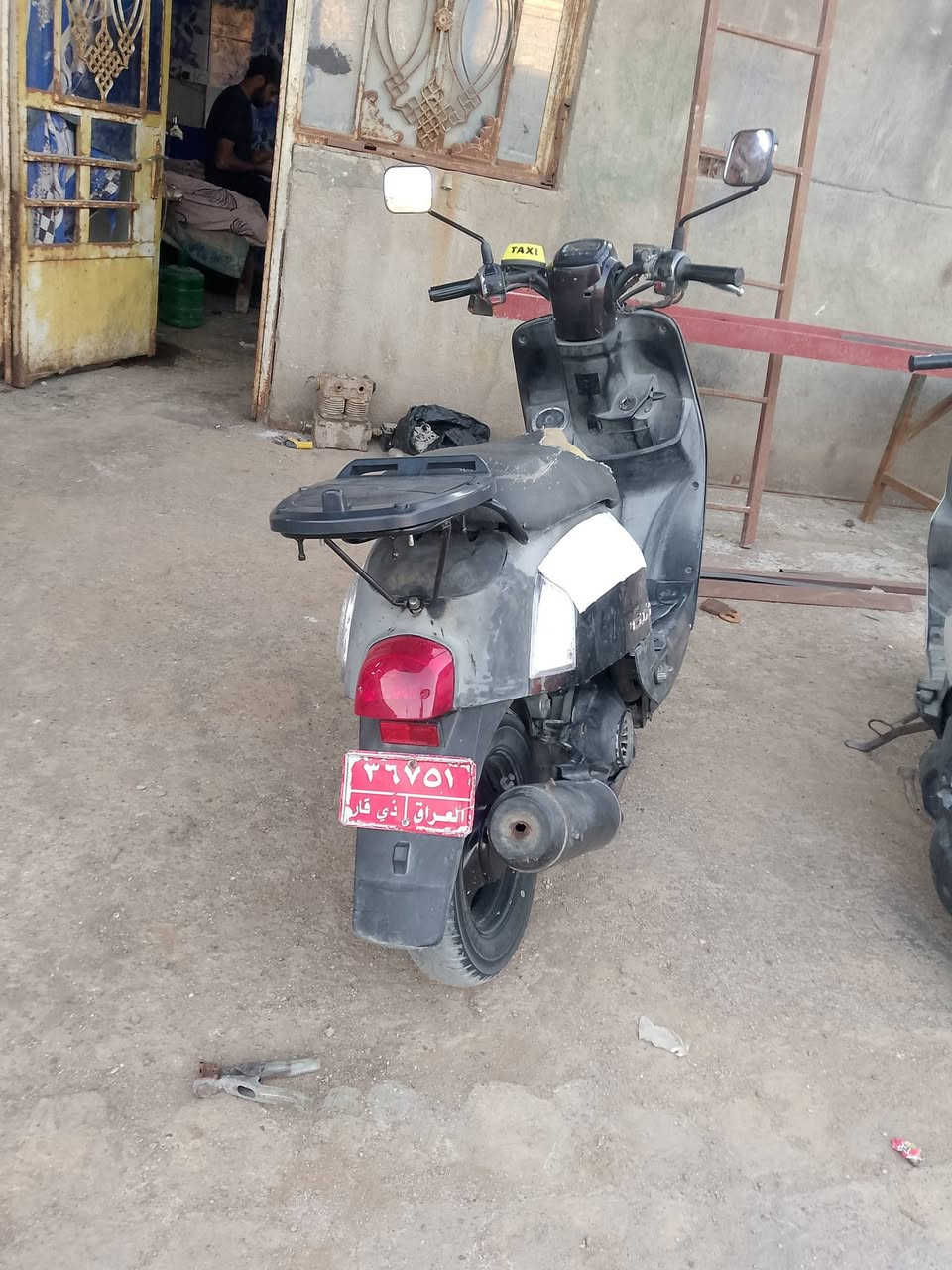 السلام عليكم دراجه بوليس للبيع نازل دراجه ما مفتوحه كهربائيات كلها شغاله دراجه نظيفه قفل اكسن دراجه لا تبخير ولا تنقيص دراجه 550 وبيها مجال مكاني حي البتول *********** قرب حي النصر
