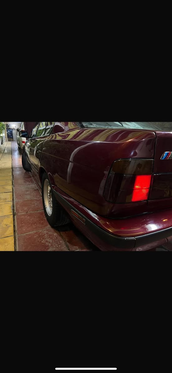 السلا عليكم للبيع Bmw رقم سليمانيه 525i اصل بليته وسنويه وكاله عامه بأسمي شخصيآ السياره عليه ادامه كامله وصبغه جديده محرك مسكر فانوس اصل السياره كامله حداديه تخم تاير محرك كير اكسل كله بشرط السياره نضيفه بمعنا الكلمه اني مشتغله ع ايدي كامله ترايه كلش حلو بيه بس التبريد الڤان مالته عاطل سعره ٦٠ وبيه مجال قليه مكاني بابل ***********
